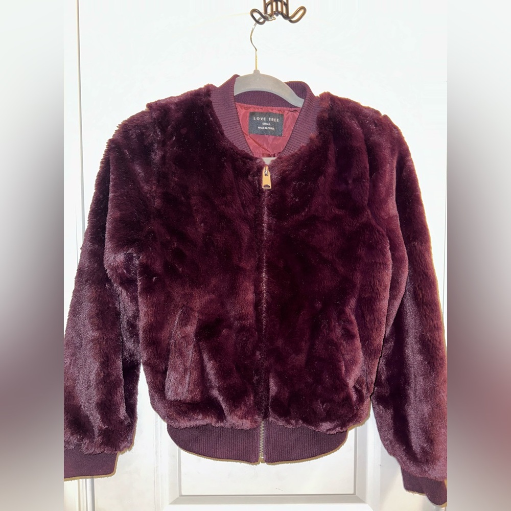 Love Tree Faux Fur Coat in Purple Size Small